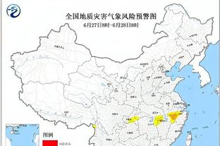 布克：比尔过去11-12年都是攻防两端的利器 他需要比赛找回状态